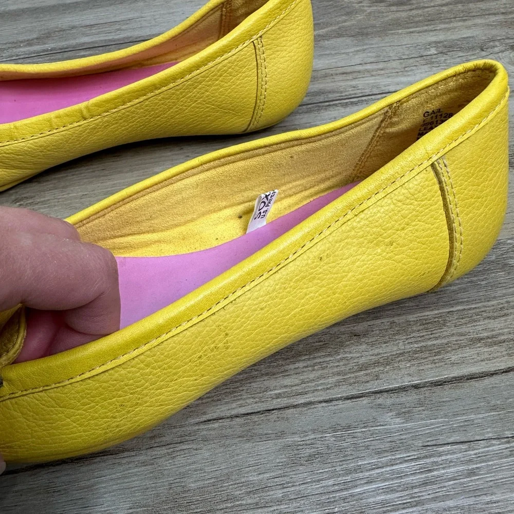 Isaac Mizrahi Gail Yellow Leather Loafers Shoes Size 9
